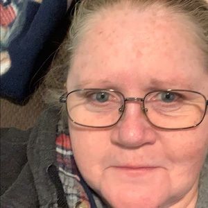 Meet your Posher, Connie